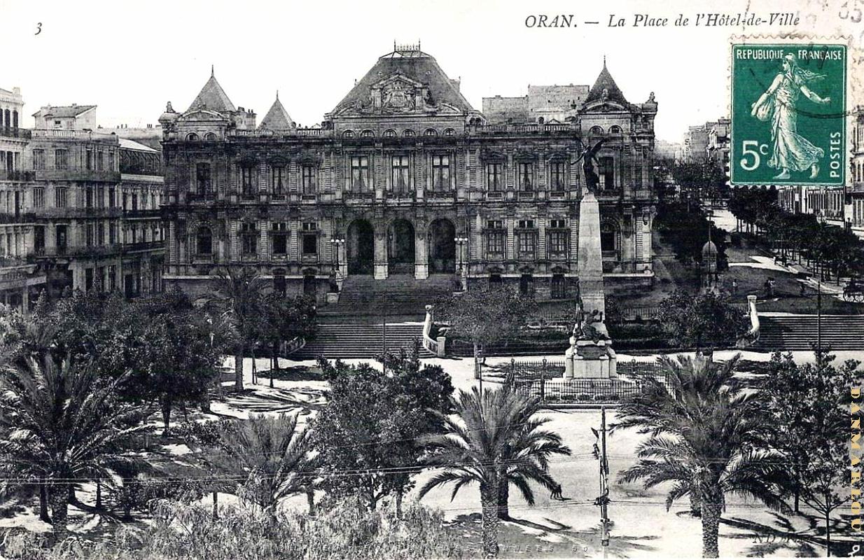 PA b- 050- Hotel de ville.JPG
